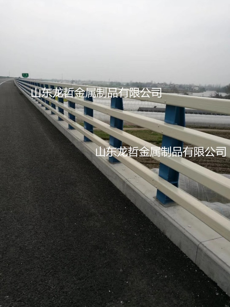 芜湖长江二桥防撞护栏